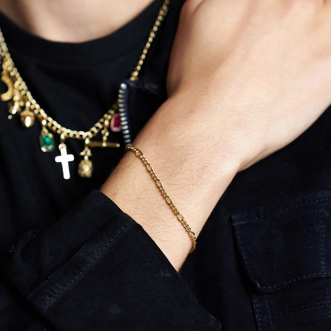 Gold Figaro Bracelet - Image 7